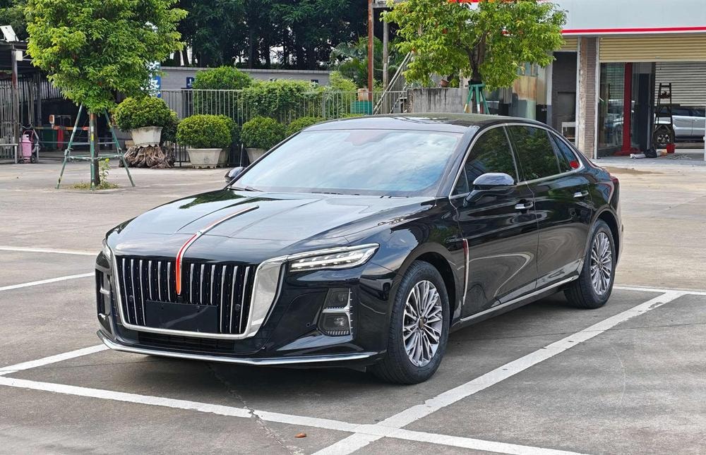Hongqi H5 2024 — фото автомобиля 1