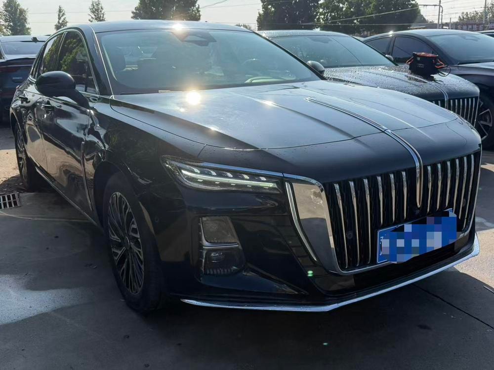 Hongqi H5 2025 — фото автомобиля 1