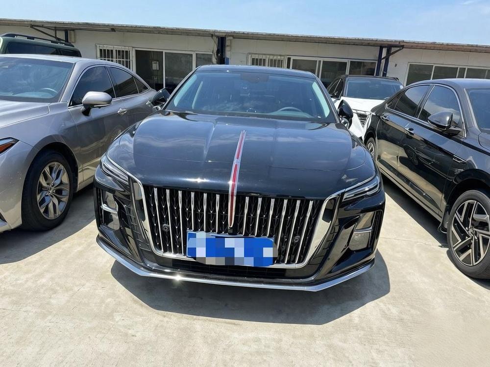 Hongqi H5 2025 — фото автомобиля 1