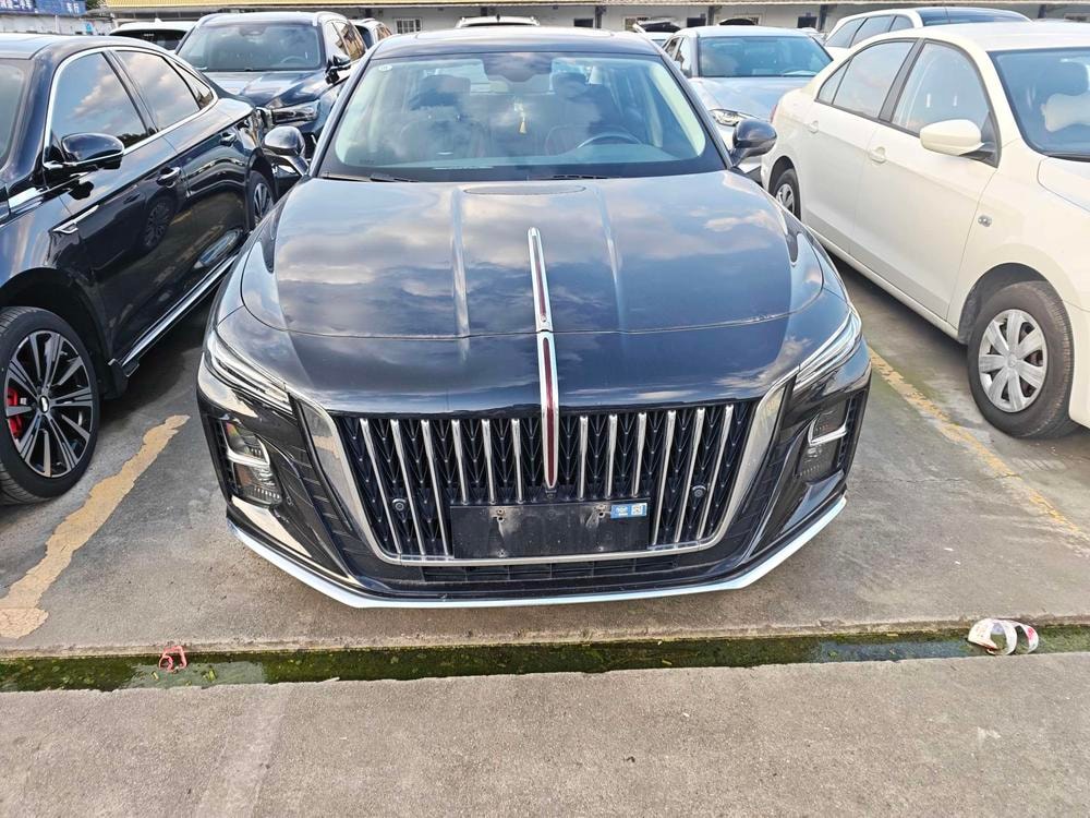 Hongqi H5 2023 — фото автомобиля 1