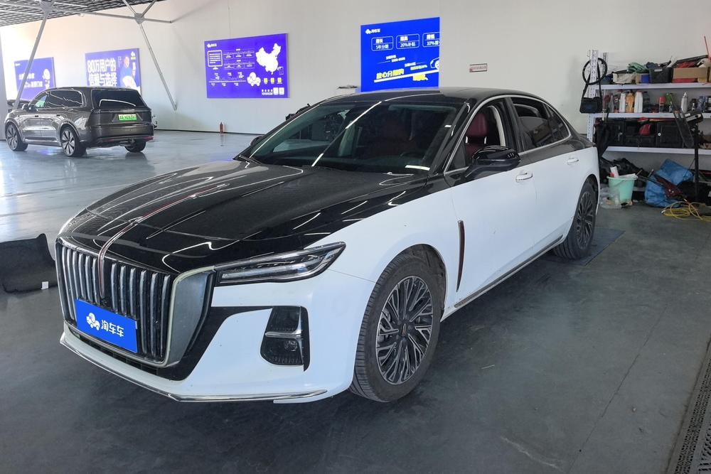 Hongqi H5 2025 — фото автомобиля 1
