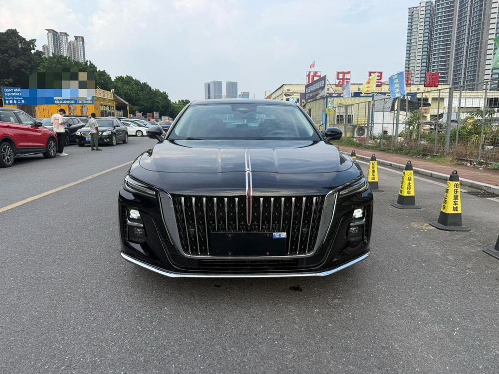 Hongqi H5 2023 — фото автомобиля 1