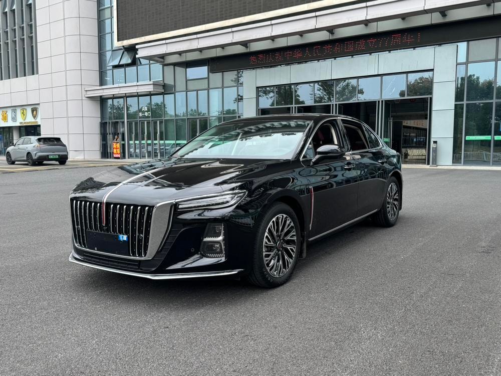 Hongqi H5 2025 — фото автомобиля 1
