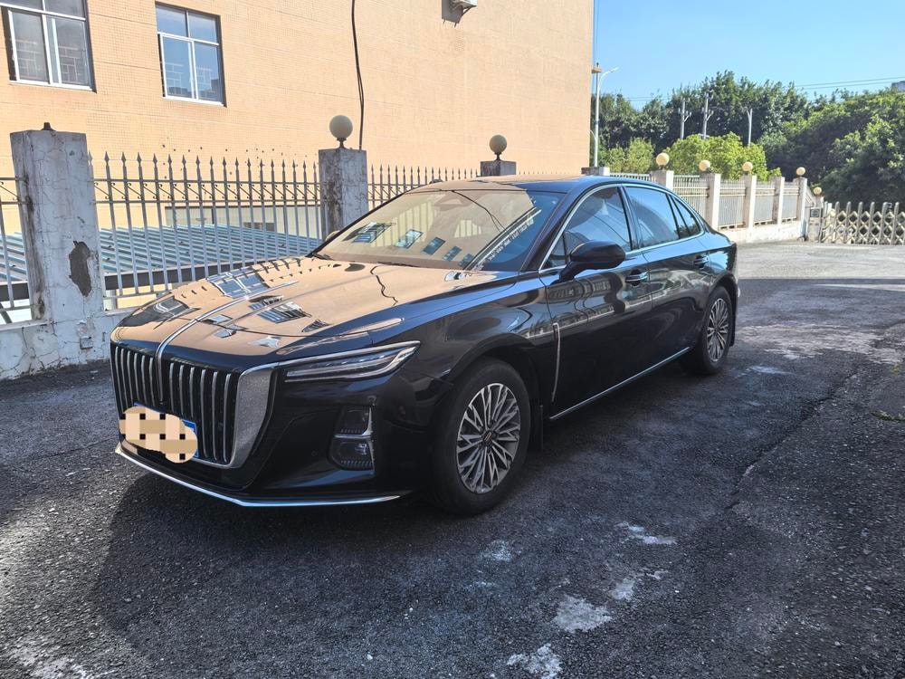 Hongqi H5 2023 — фото автомобиля 1