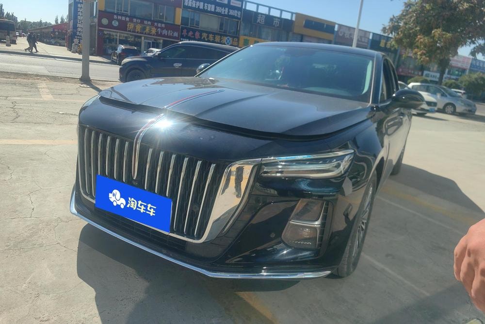 Hongqi H5 2025 — фото автомобиля 1