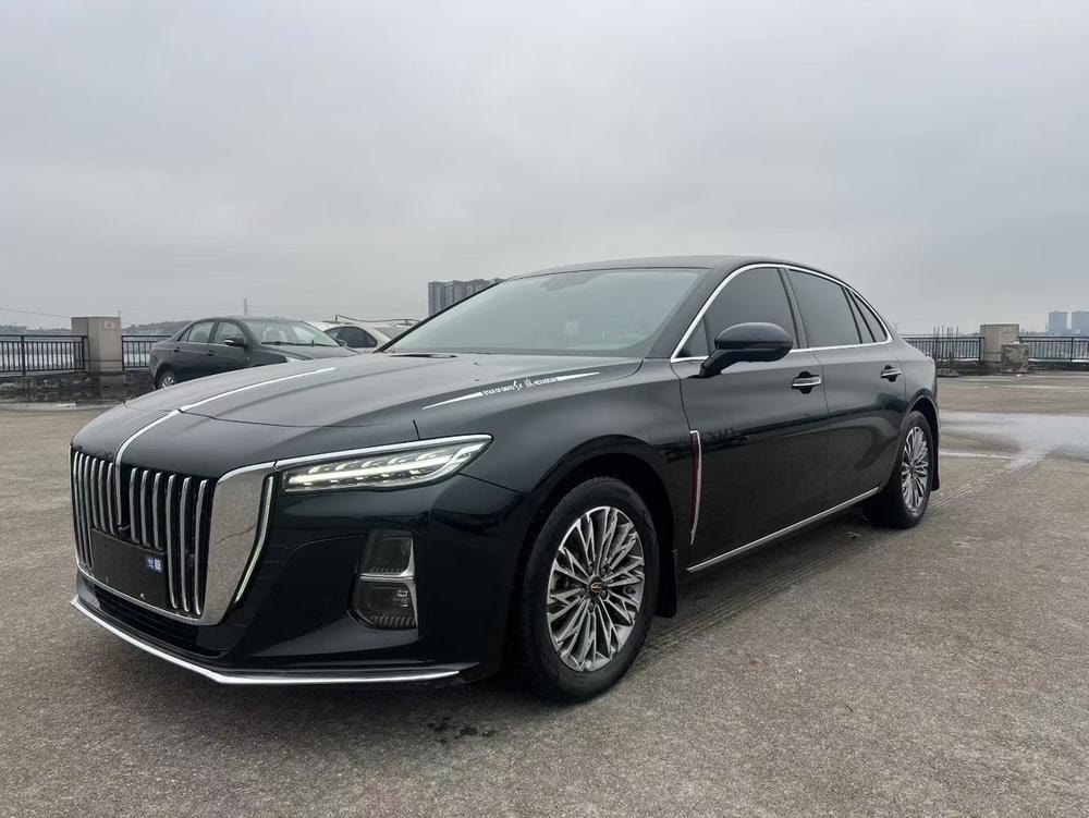 Hongqi H5 2024 — фото автомобиля 1