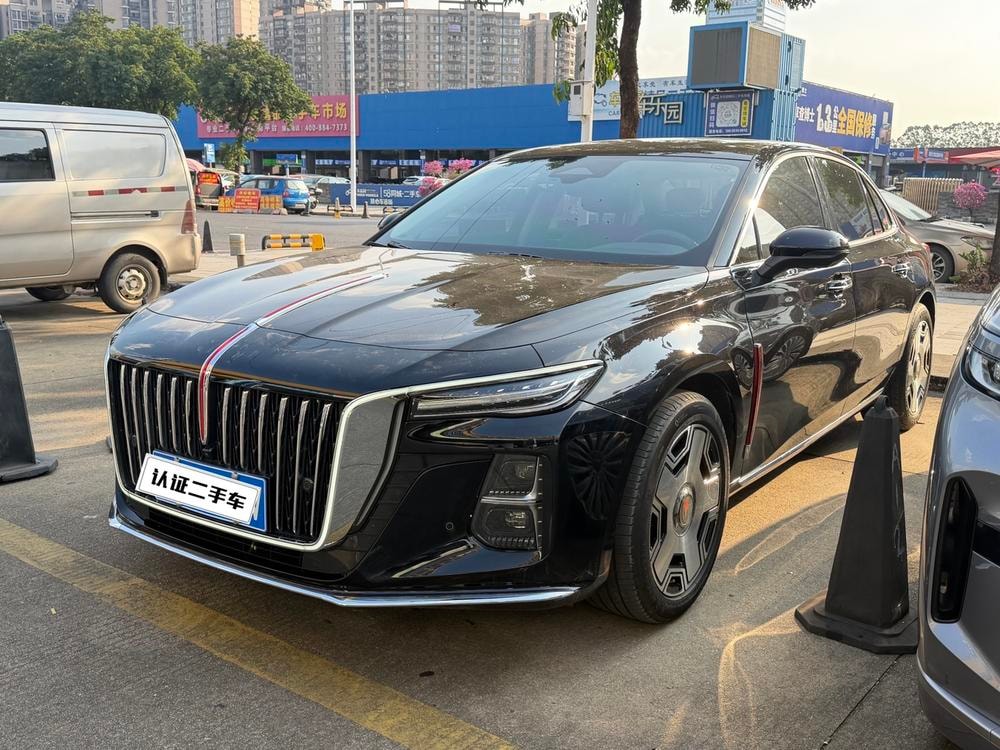 Hongqi H5 2025 — фото автомобиля