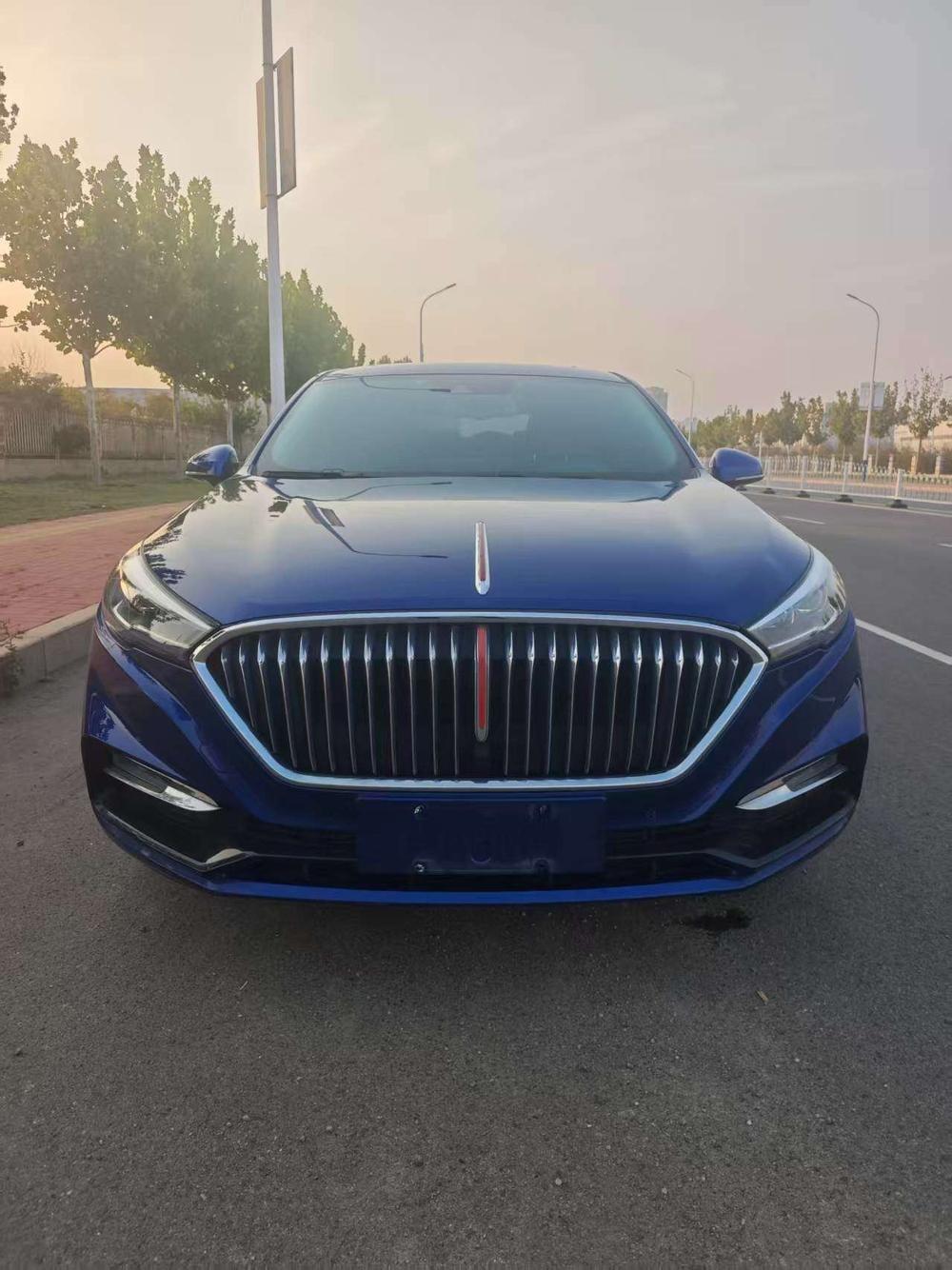 Hongqi H5 Classic 2020 — фото автомобиля