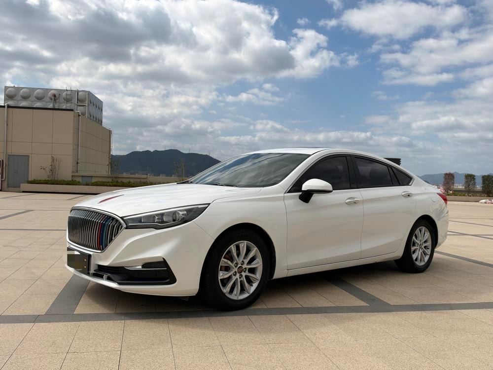 Hongqi H5 Classic 2019 — фото автомобиля 1