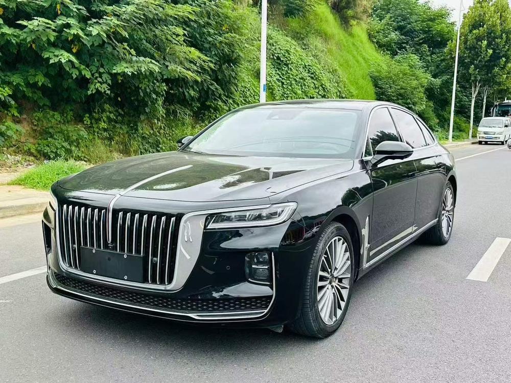 Hongqi H9 2020 — фото автомобиля 1