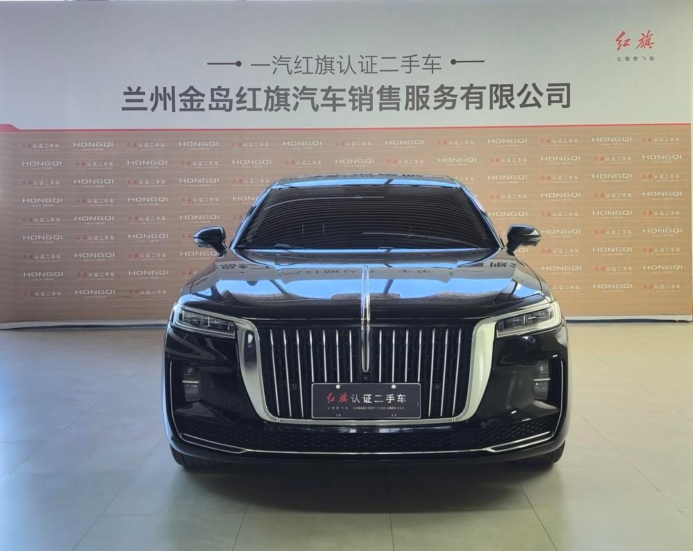 Hongqi H9 2022 — фото автомобиля 1