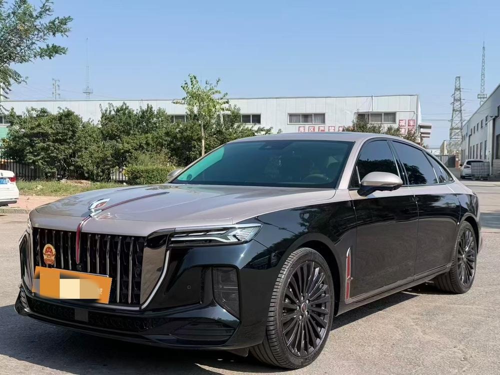 Hongqi H9 2025 — фото автомобиля 1
