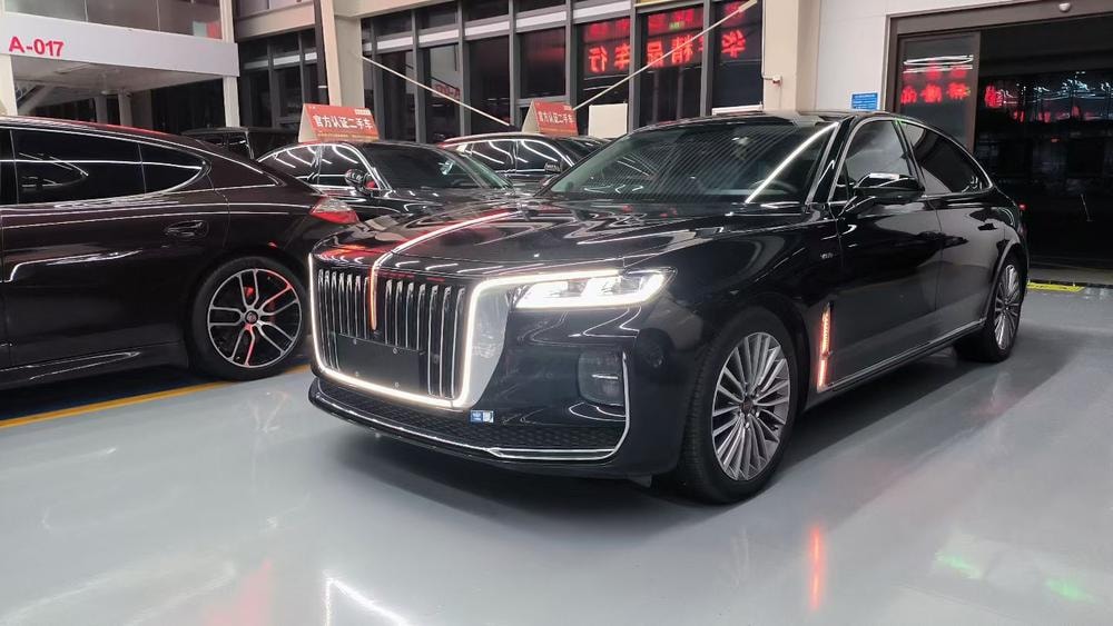 Hongqi H9 2023 — фото автомобиля