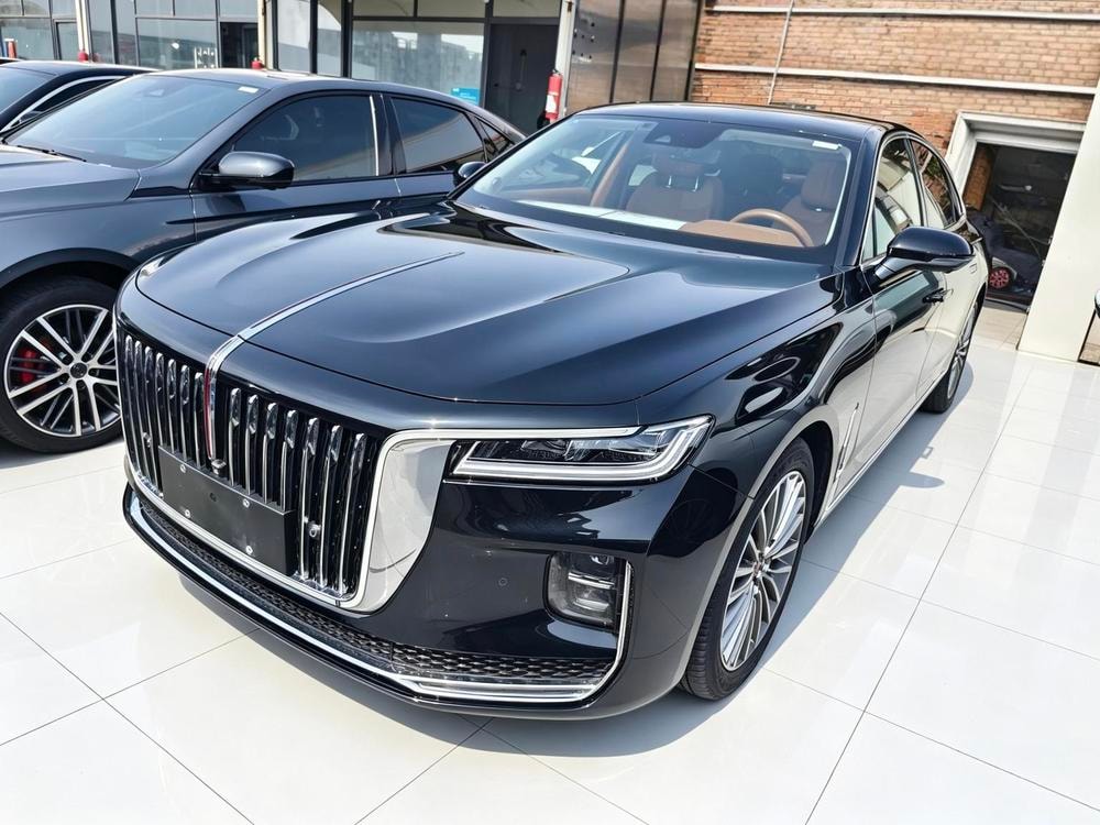 Hongqi H9 2020 — фото автомобиля