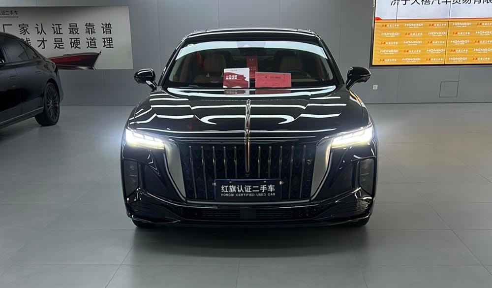 Hongqi H9 2025 — фото автомобиля