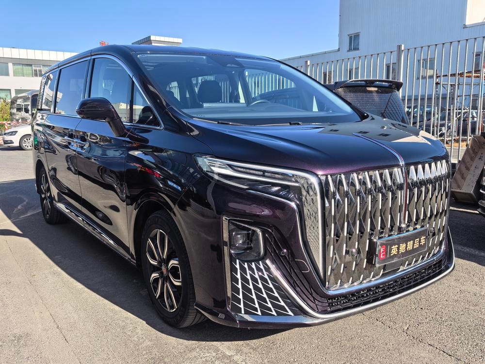 Hongqi HQ9 2022 — фото автомобиля