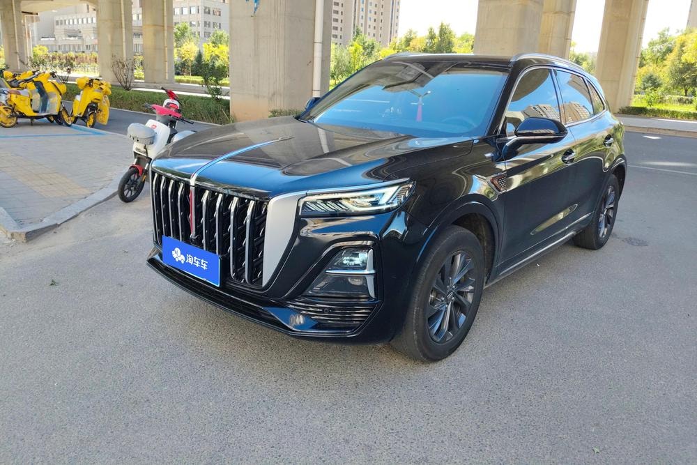 Hongqi HS5 2023 — фото автомобиля 1