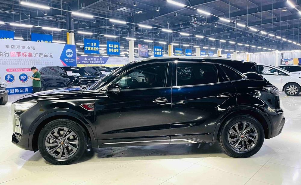 Hongqi HS5 2023 — фото автомобиля