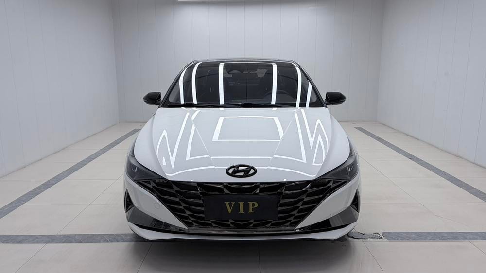 Hyundai Elantra 2022 — фото автомобиля