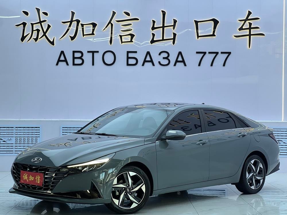 Hyundai Elantra 2022 — фото автомобиля