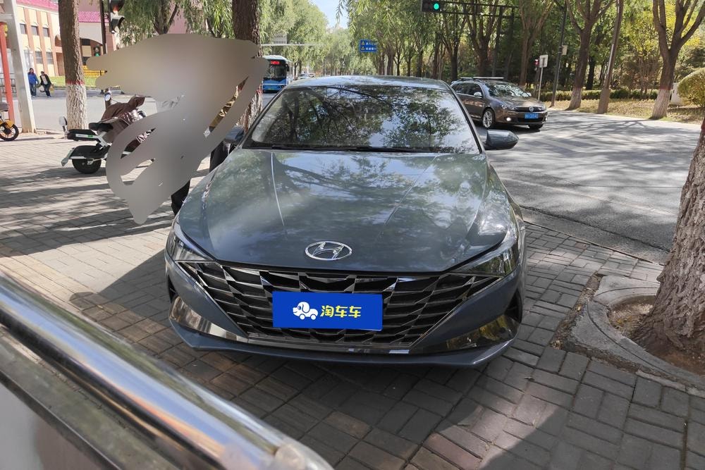 Hyundai Elantra 2022 — фото автомобиля