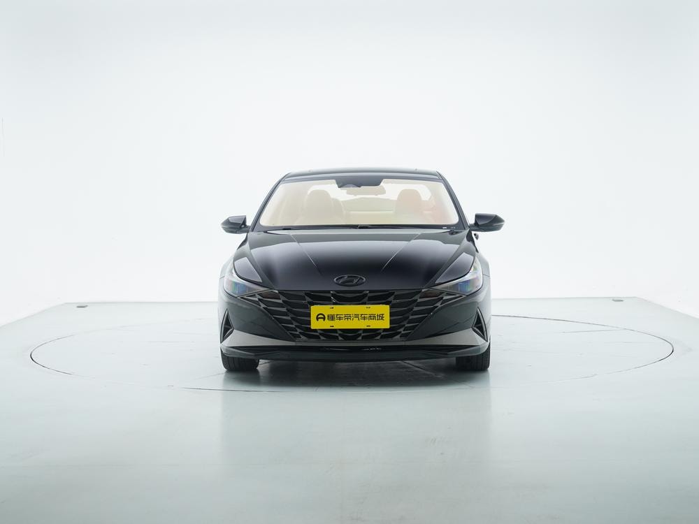 Hyundai Elantra 2021 — фото автомобиля