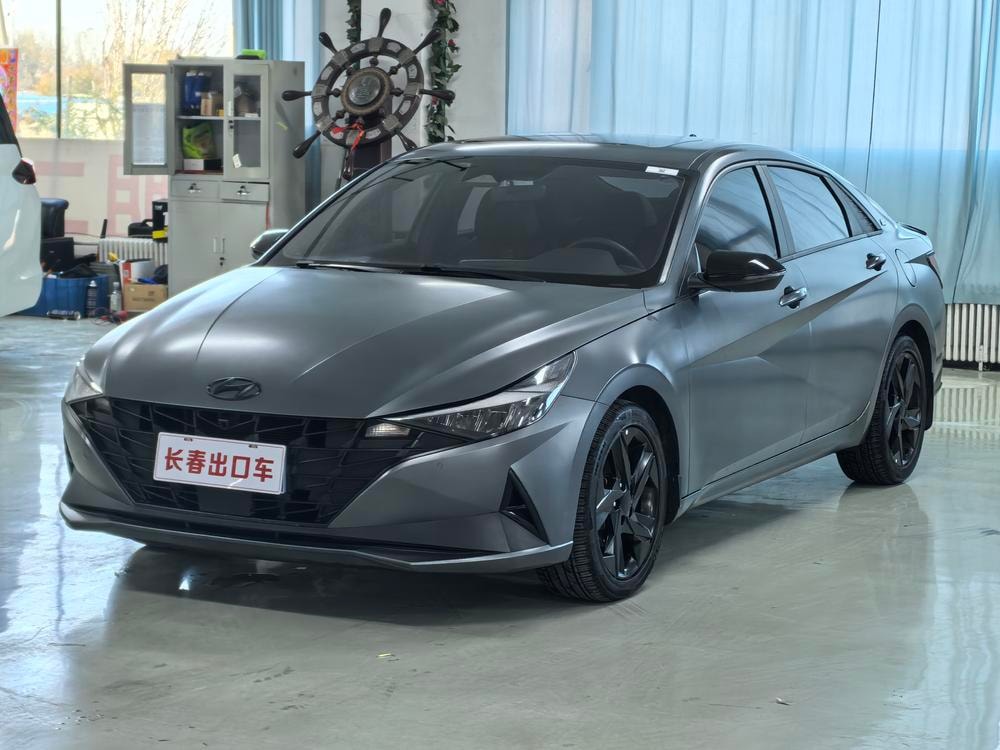 Hyundai Elantra 2022 — фото автомобиля
