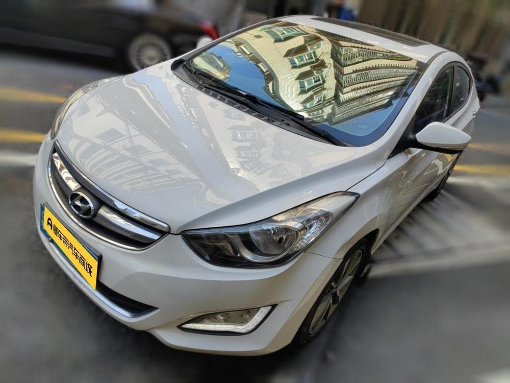 Hyundai Elantra Langdong 2015 — фото автомобиля 1