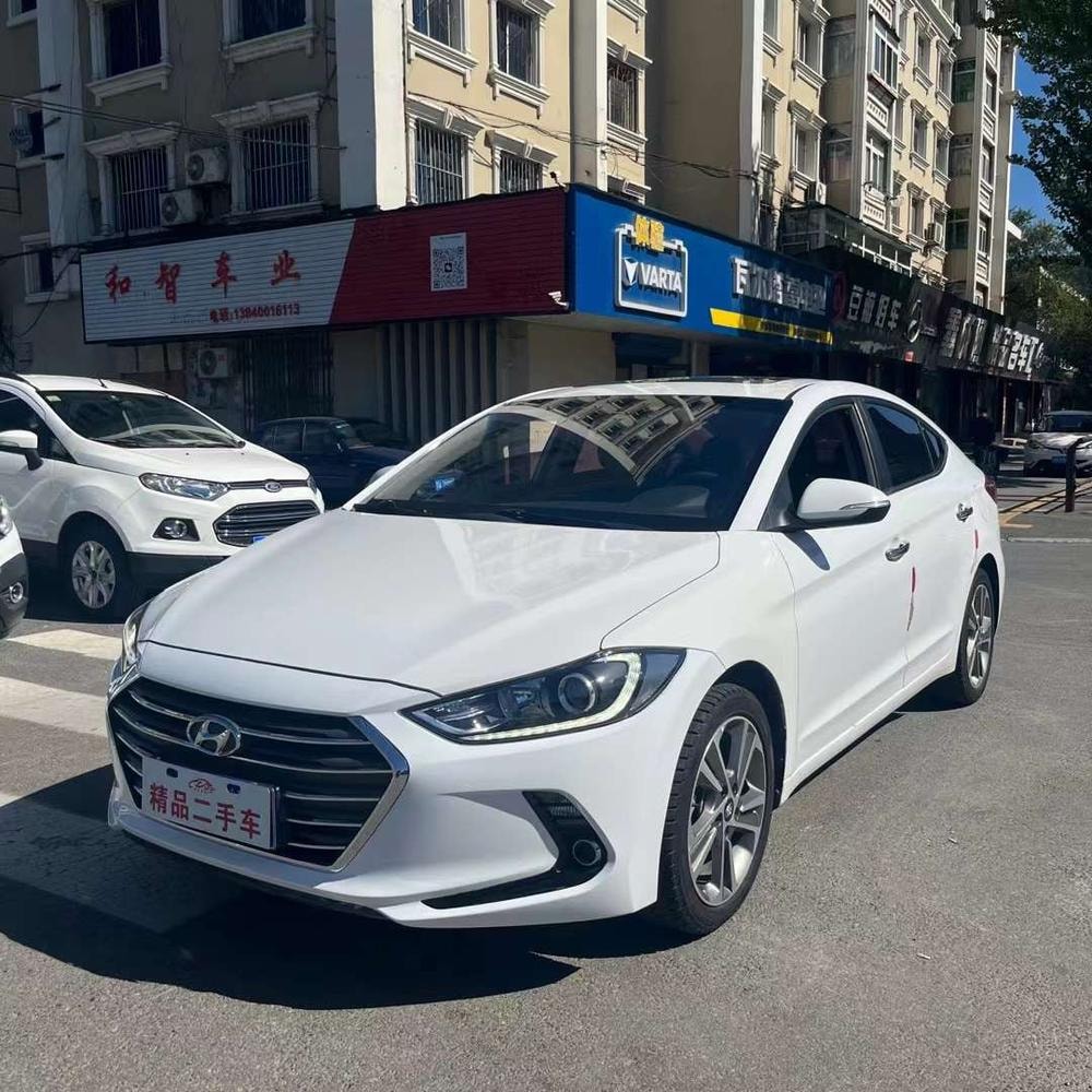 Hyundai Elantra Lingdong 2016 — фото автомобиля