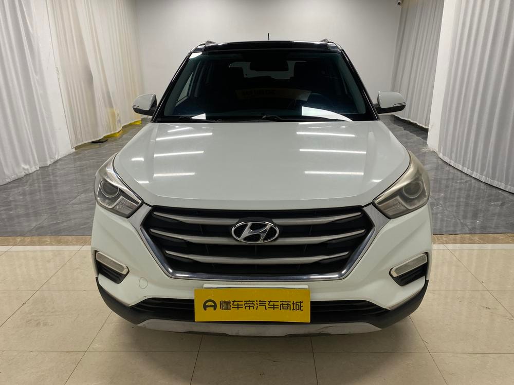 Hyundai ix25 2017 — фото автомобиля