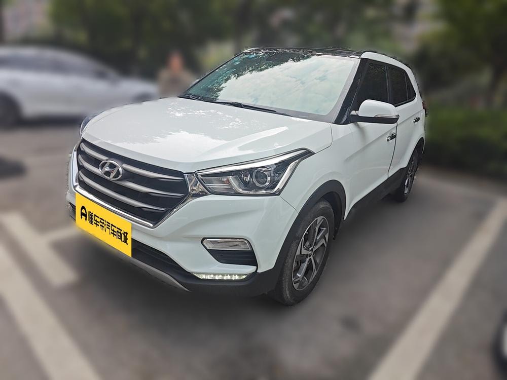 Hyundai ix25 2017 — фото автомобиля