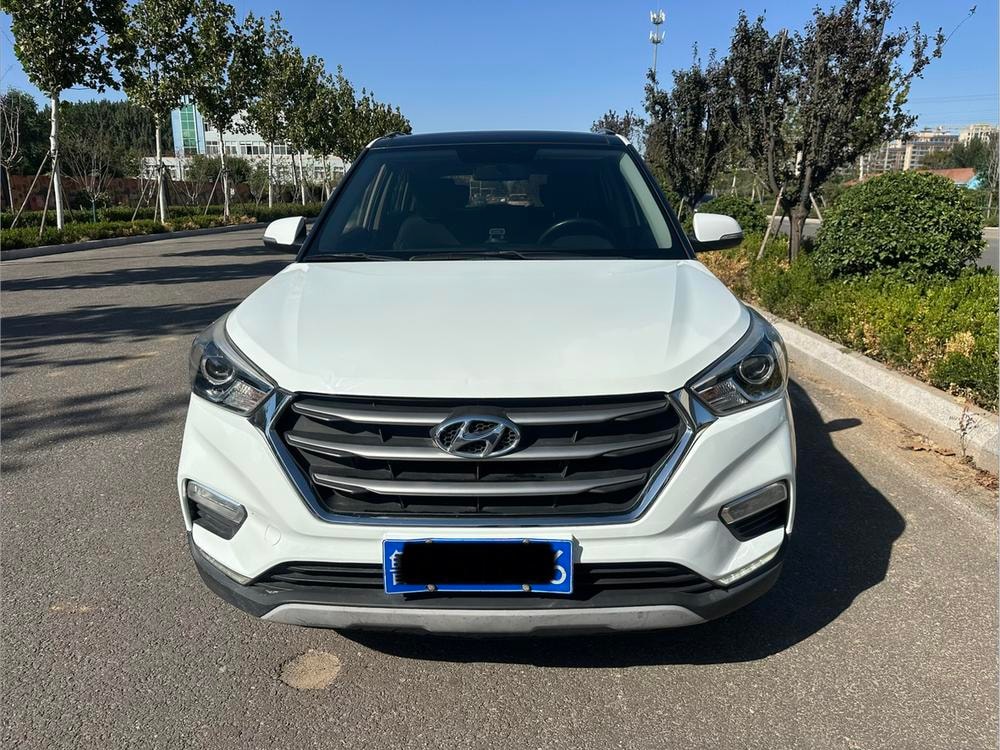 Hyundai ix25 2017 — фото автомобиля