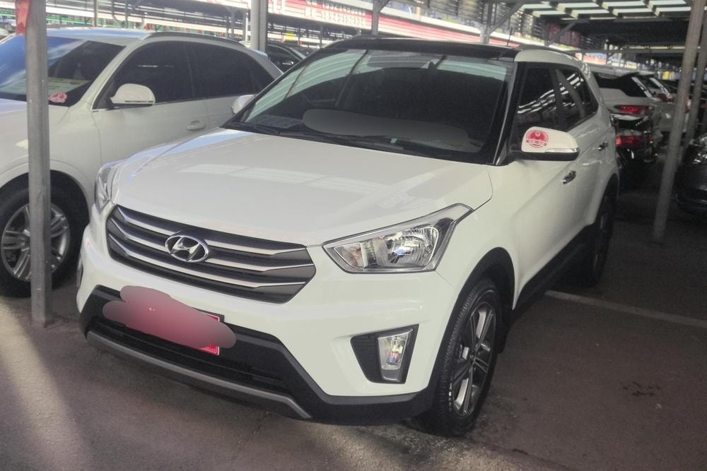 Hyundai ix25 2015 — фото автомобиля