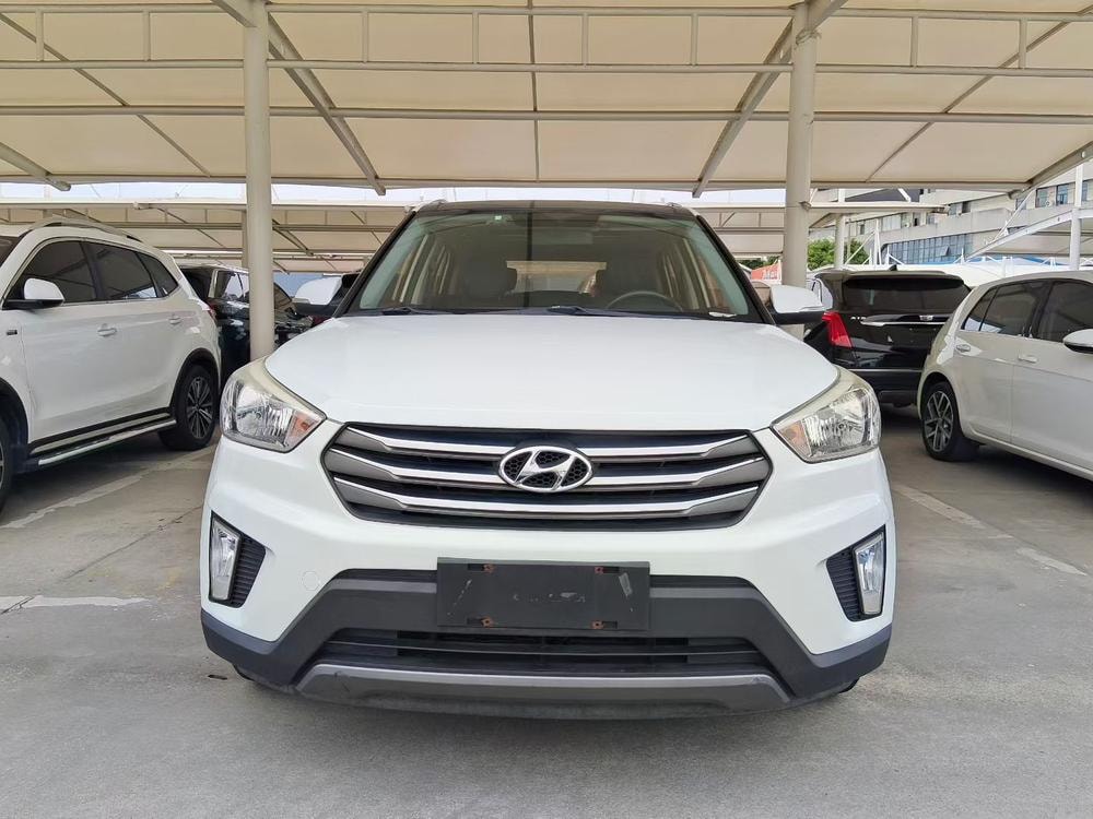 Hyundai ix25 2017 — фото автомобиля 1