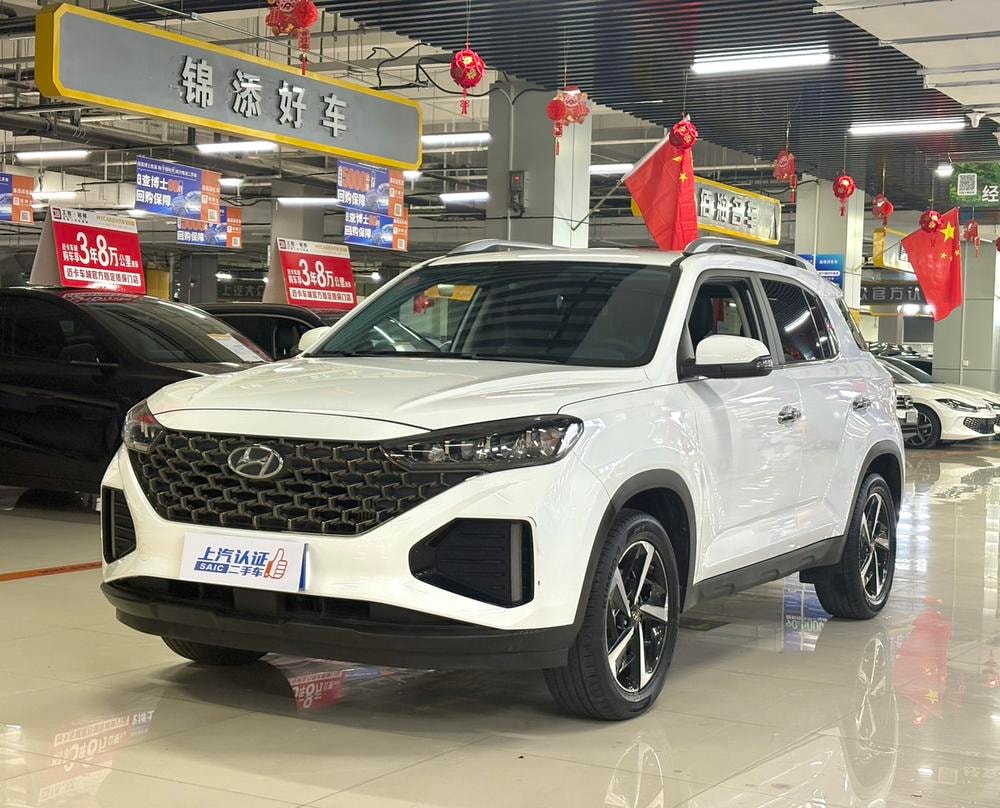 Hyundai ix35 2021 — фото автомобиля 1