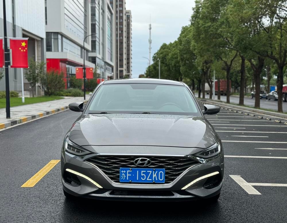 Hyundai Lafesta 2019 — фото автомобиля