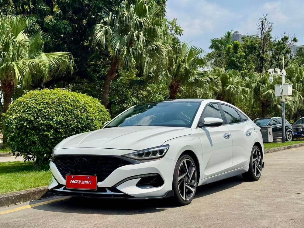Hyundai Lafesta 2019 — фото автомобиля