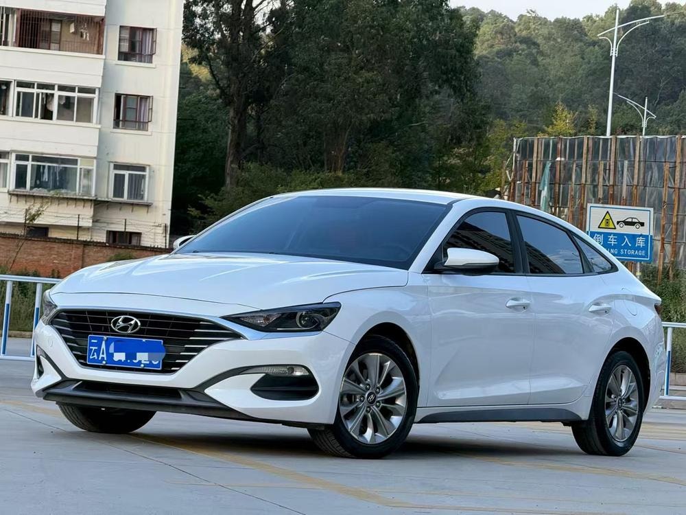 Hyundai Lafesta 2019 — фото автомобиля