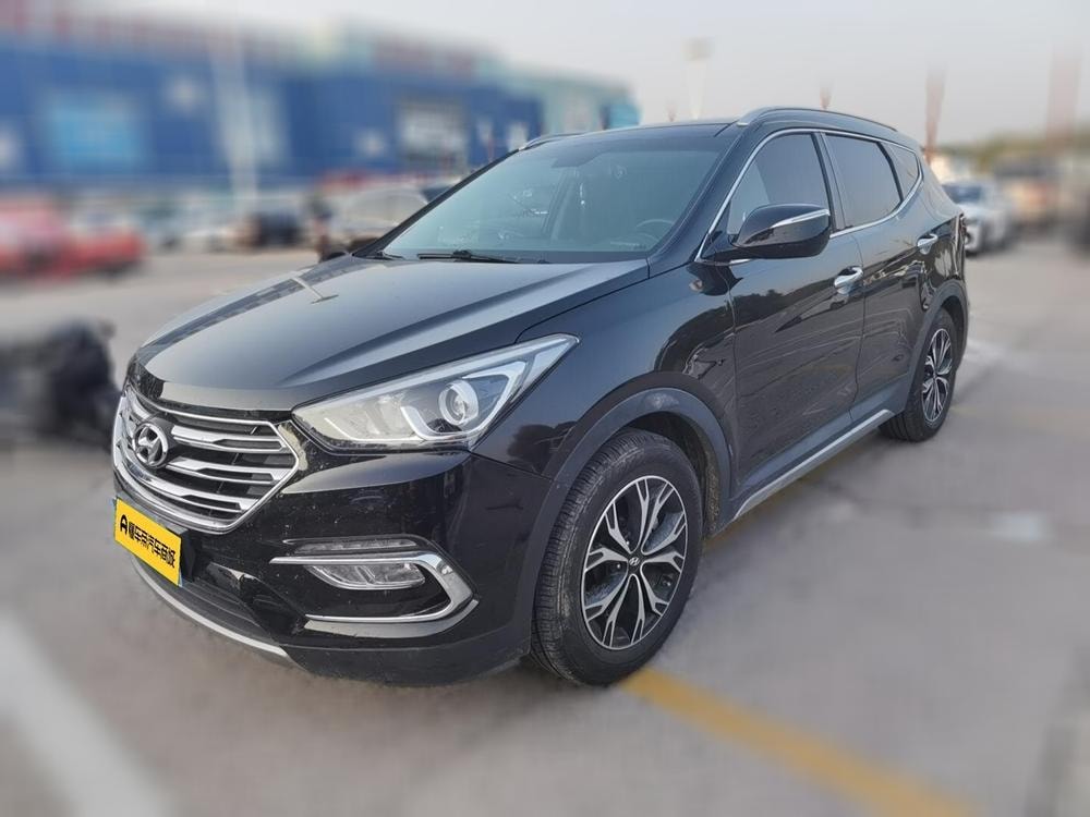 Hyundai Santa Fe 2017 — фото автомобиля