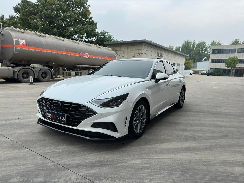 Hyundai Sonata 2020 — фото автомобиля 1