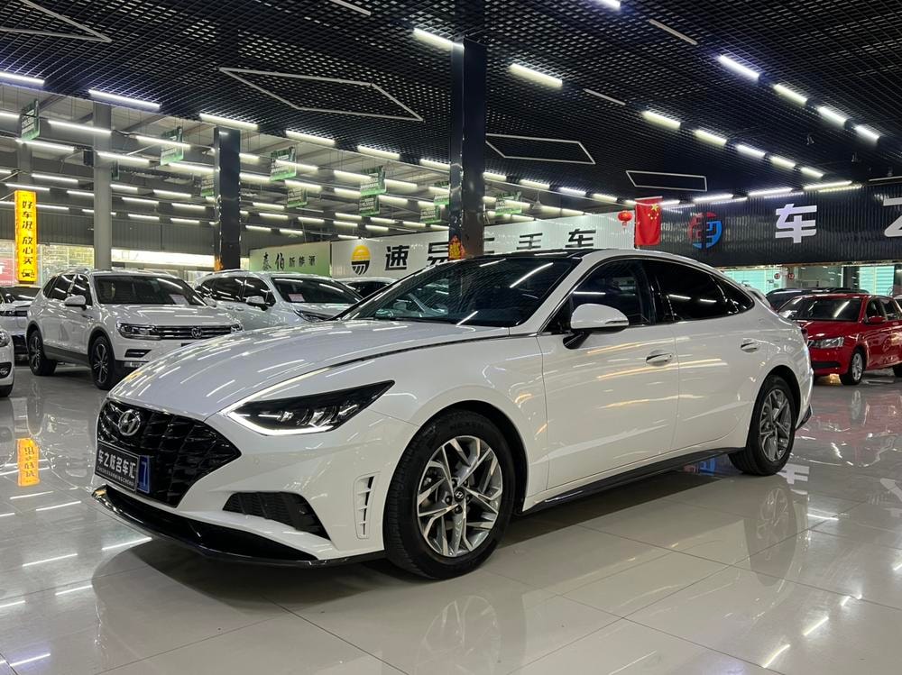 Hyundai Sonata 2020 — фото автомобиля 1