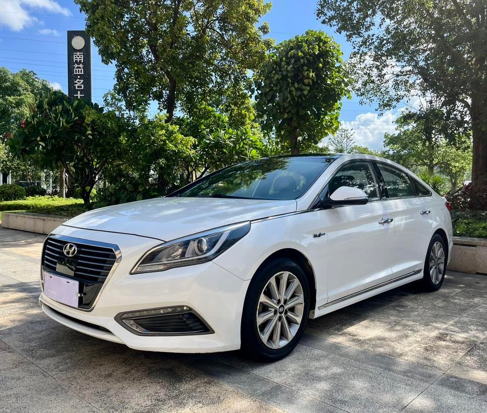 Hyundai Sonata LF 2017 — фото автомобиля