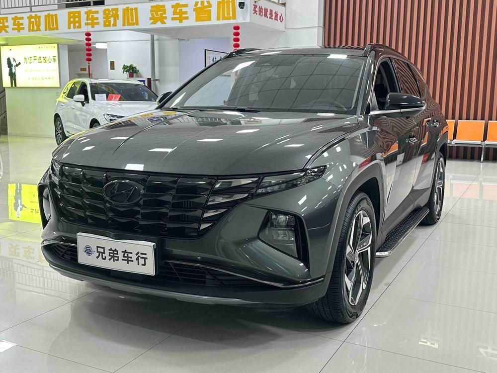 Hyundai Tucson 2023 — фото автомобиля