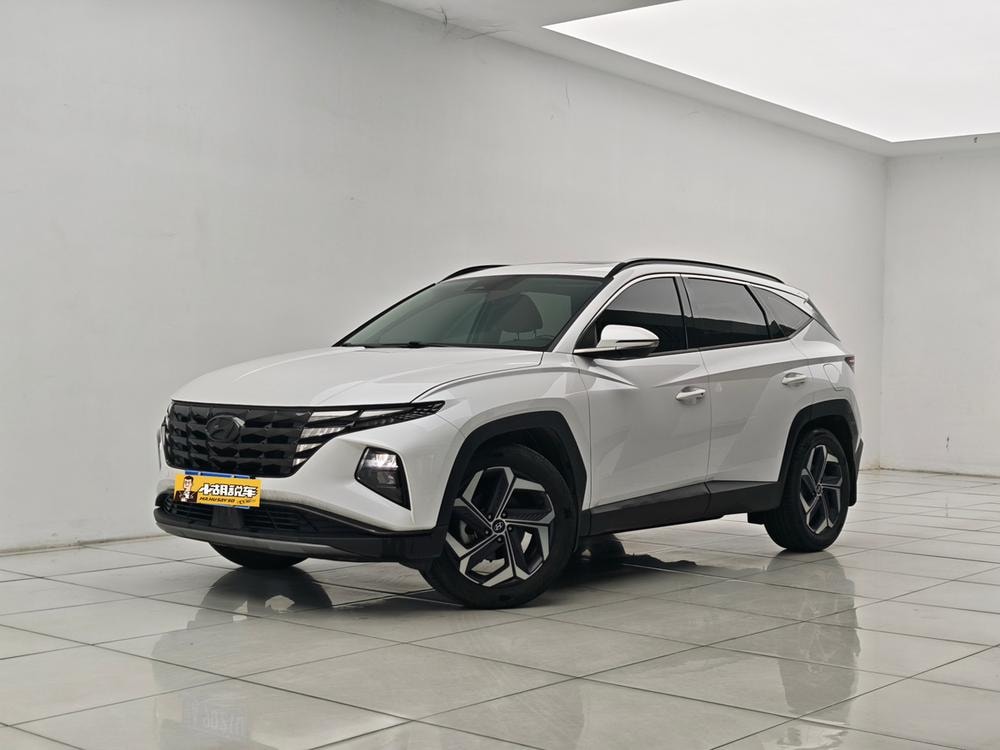 Hyundai Tucson 2023 — фото автомобиля 1
