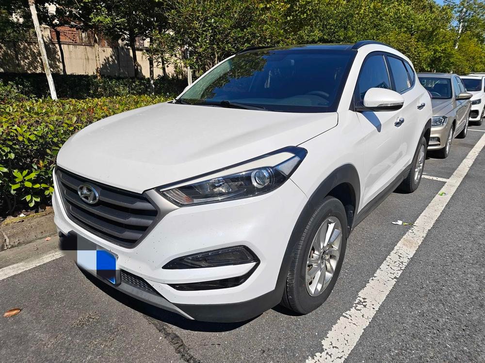 Hyundai Tucson 2018 — фото автомобиля