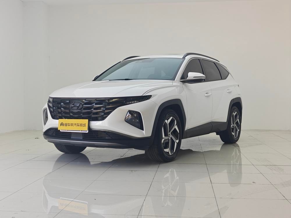 Hyundai Tucson 2023 — фото автомобиля