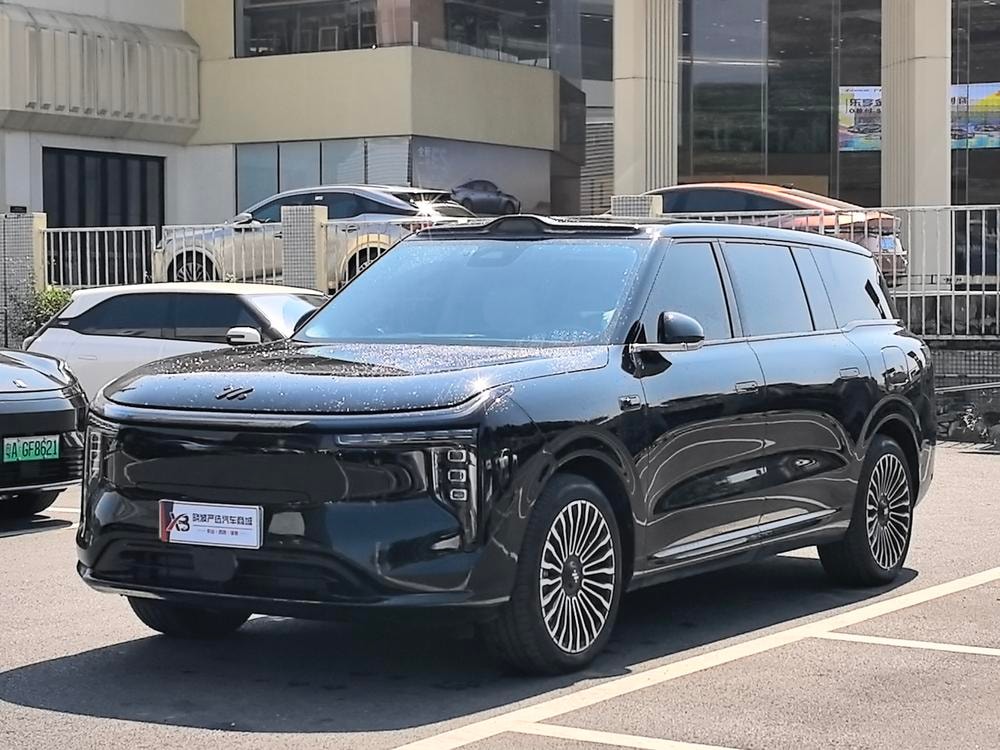IM Motors IM LS9 2026 — фото автомобиля