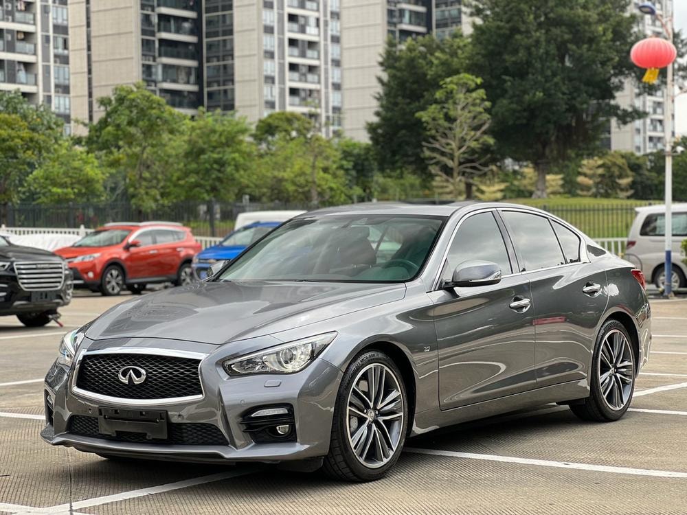 Infiniti Q50 2014 — фото автомобиля 1