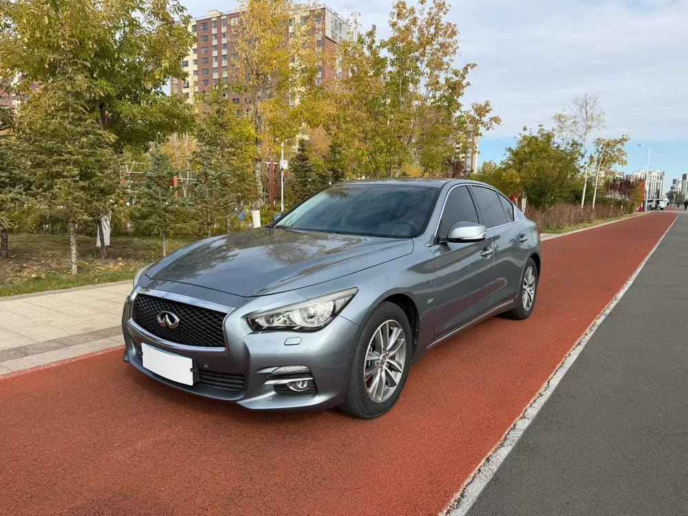 Infiniti Q50L 2015 — фото автомобиля