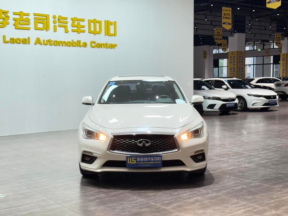 Infiniti Q50L 2018 — фото автомобиля